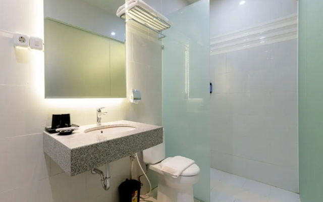 Sans Hotel 88 Andalan Surabaya by RedDoorz
