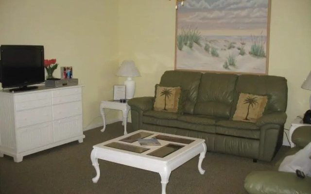 Alecassandra 3 by Wagner Realty