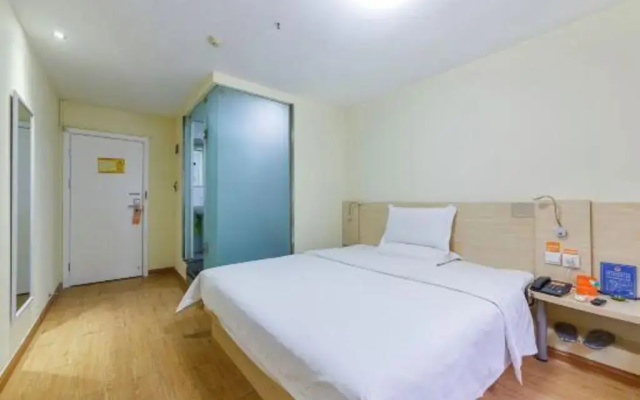 7 Days Inn (Xi'an Anyuanmen Metro Station Beishaomen)