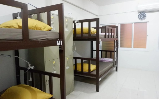 Ranong Backpackers Hostel
