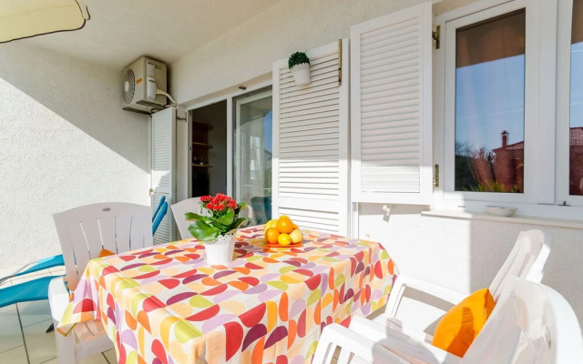 Apartment Sea Shell
