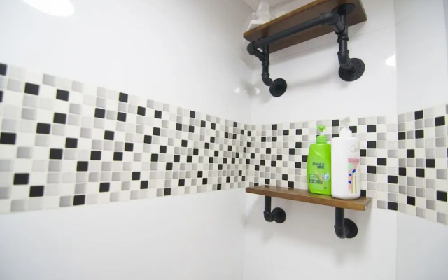 Hawaii International Hostel