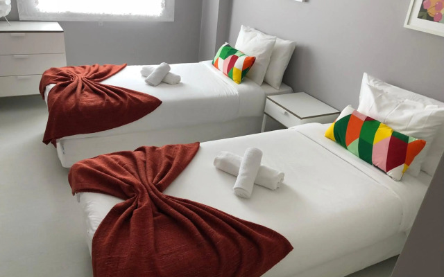 Gamboa Surf Apartment