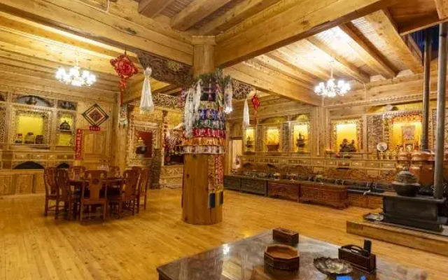 Shangri La Zhuogelinka Homestay