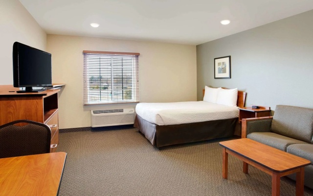 WoodSpring Suites Chesapeake - Norfolk Greenbrier
