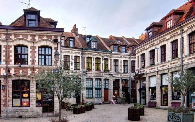 hotelImage