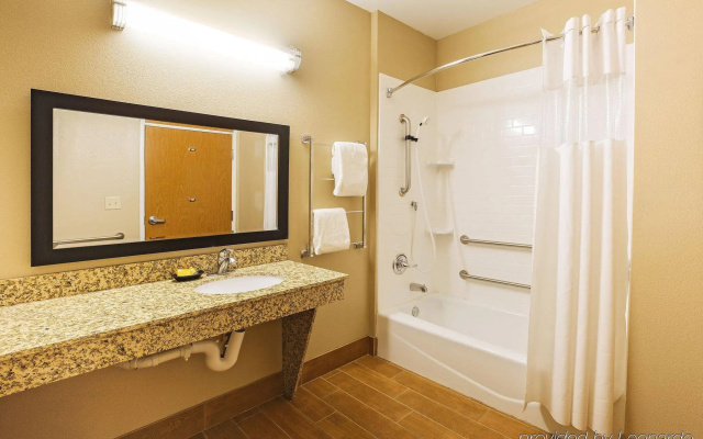 Spark by Hilton Plainfield Indianapolis Airport