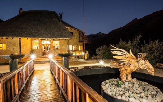 Maliba Lodge in Butha Buthe, Lesotho from 61$, photos, reviews - zenhotels.com hotel front
