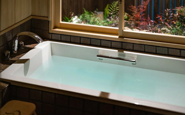 Guesthouse-Hana・Zen House