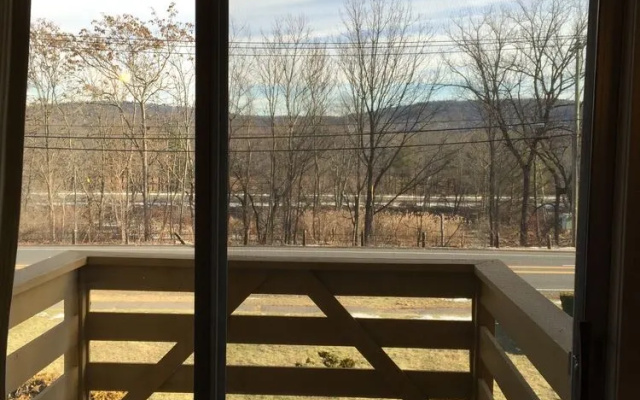 Iron Horse Inn