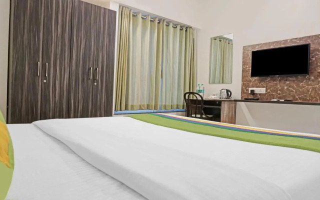 Treebo Diamond Residency - DDPK Inn