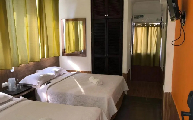 Hotel Costa Inn