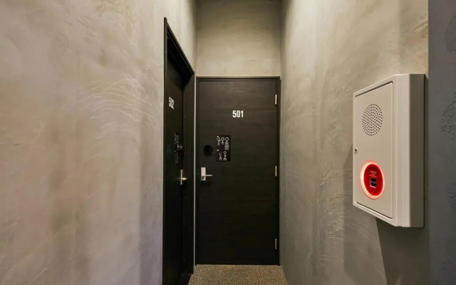 mizuka Nakasu 1 - unmanned hotel -