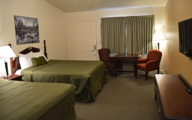 Red Bud Lodge