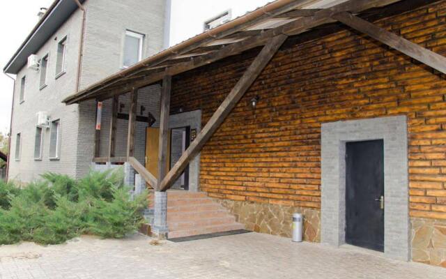 Гостиница Na Bukovinskoy Guest House Украина, Харьков - отзывы, цены и фото номеров - забронировать гостиницу Na Bukovinskoy Guest House онлайн вид на фасад