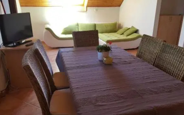 Forrás Family Apartman Bük