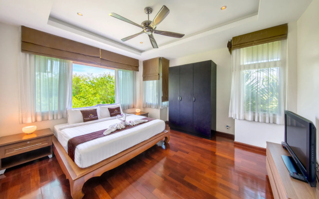 PARADISE Pool Villa Pattaya in Tropicana Village