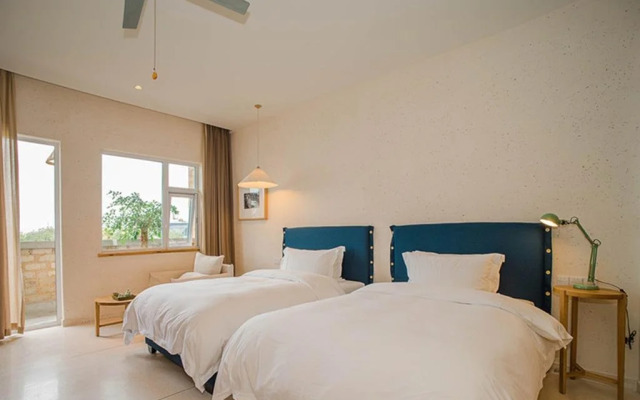Tengchong Zuoyou Hotel