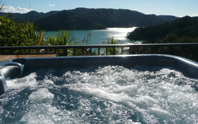 Waimanu Lodge Whangaroa Harbour