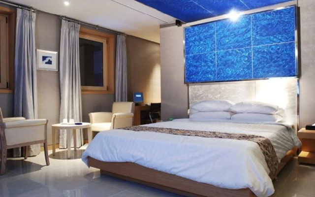 Life Style L Hotel