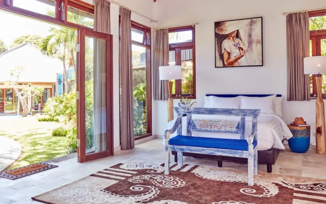 Blue Bamboo Villas