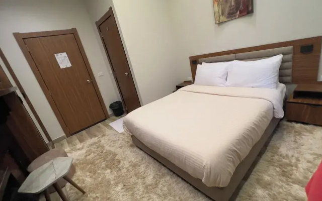 Italia house hotel