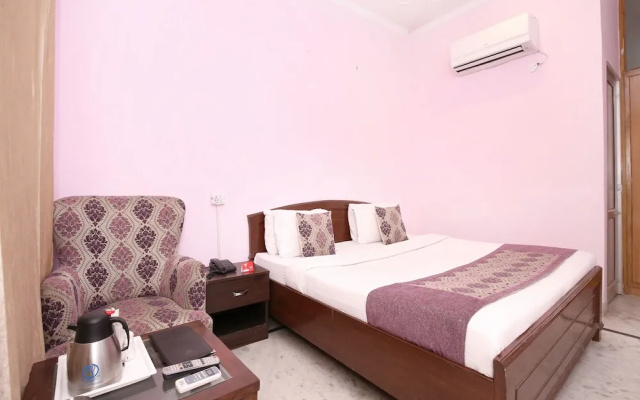 OYO 6463 Hotel Dove