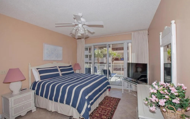 Tides at Top'sl Beach Resort by Panhandle Getaways