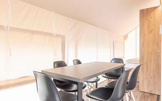 Nice Safari Tent With Airco