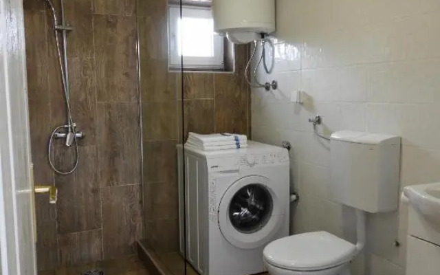 Hana Apartmani