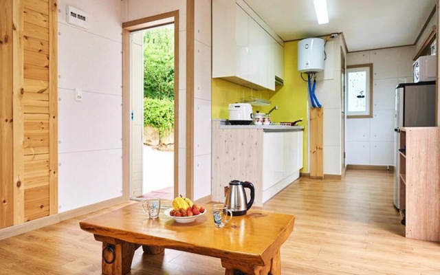 Yeosu Dolsan Healing Pension