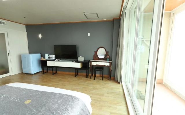 Hotel Marine