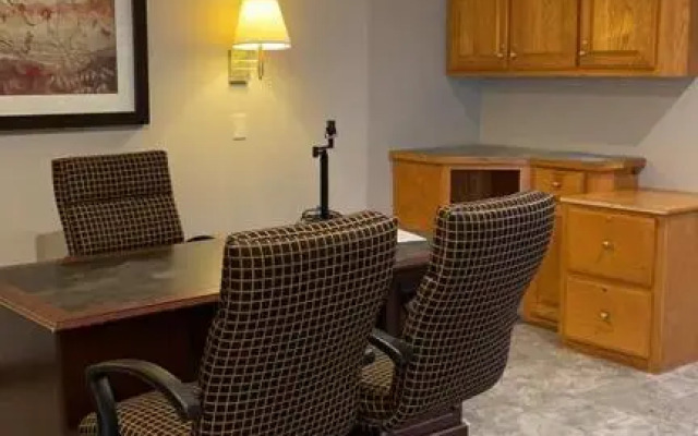 Executive Inn Ridgeway I 77