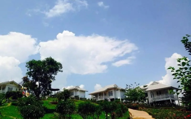 Khaokor Whitehome Resort