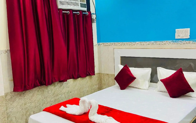 OYO Home 70156 Hotel Red Heart
