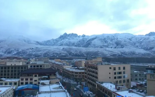 Gantang Heiqinglu Hotel