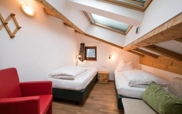 La Tambra B&B Residence - central with Restaurant