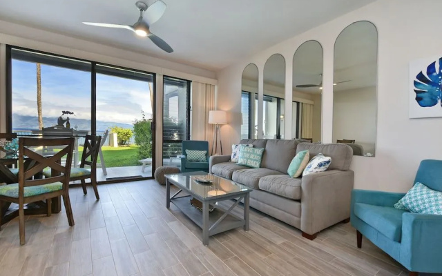 Napili Point B5 by RedAwning