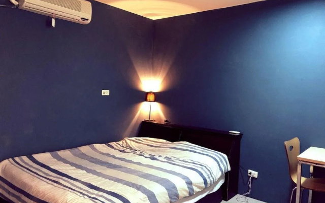 Peter's Cafe & Hostel