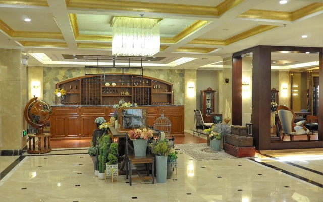 James Joyce Coffetel Kunming Yunnan University Cuihu