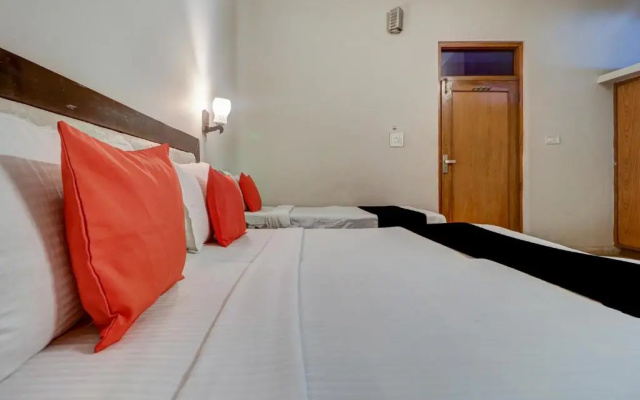 Super OYO Capital O Hotel Divine