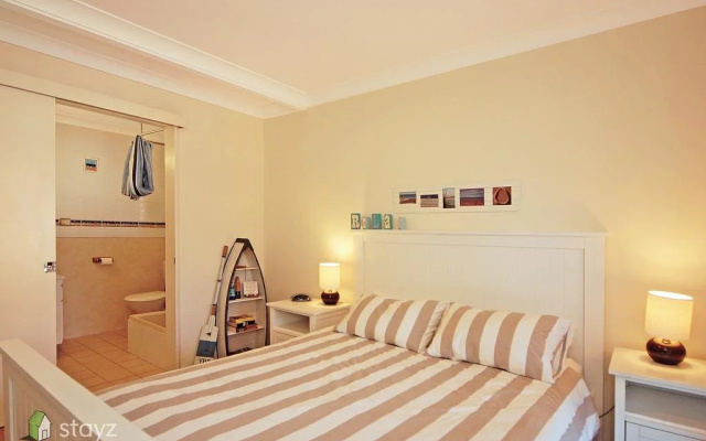 Hayes Beach House, Jervis Bay - Pet Friendly Award Winner - Fireplace