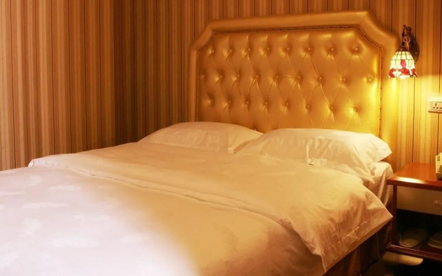 Liuguang Yicai Theme Hotel Harbin