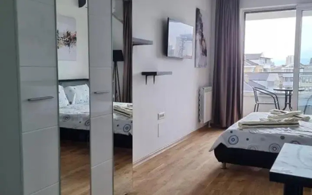 Porta Bus Station Apartment