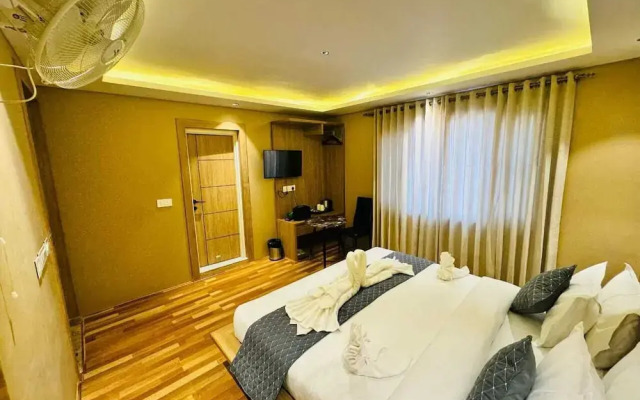 Hotel Pashm Home