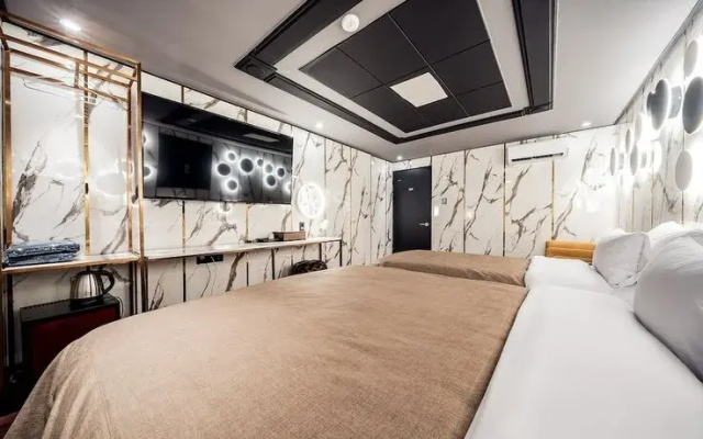 Hongdae The Gray HOTEL