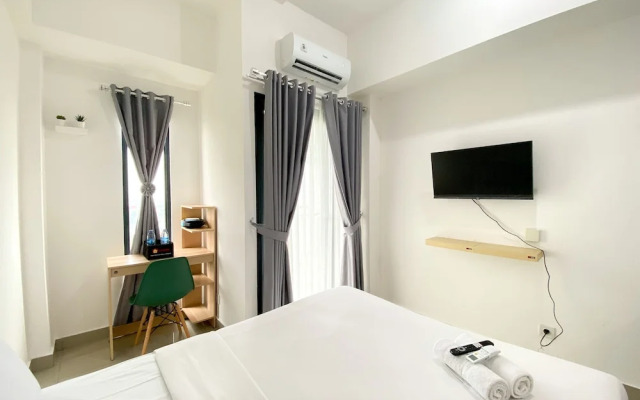 Comfy And Simply Look Studio Room Sayana Bekasi Apartment