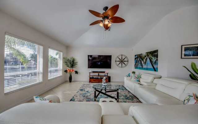 Villa Manatee Crossing - Roelens Vacations
