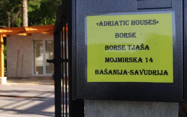 Adriatic Houses Borse