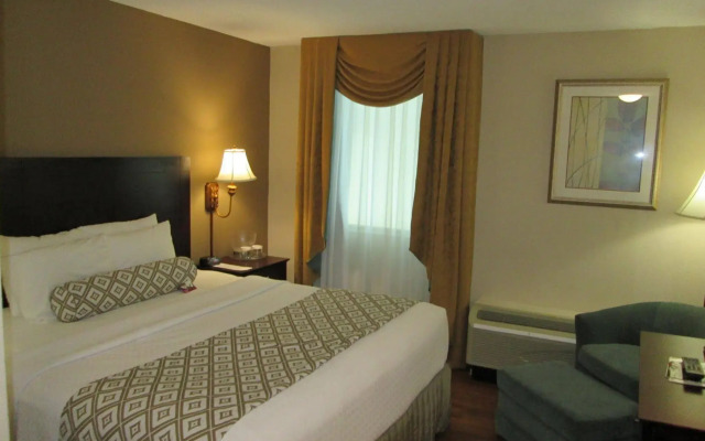 Clayton Plaza Hotel & Extended Stay
